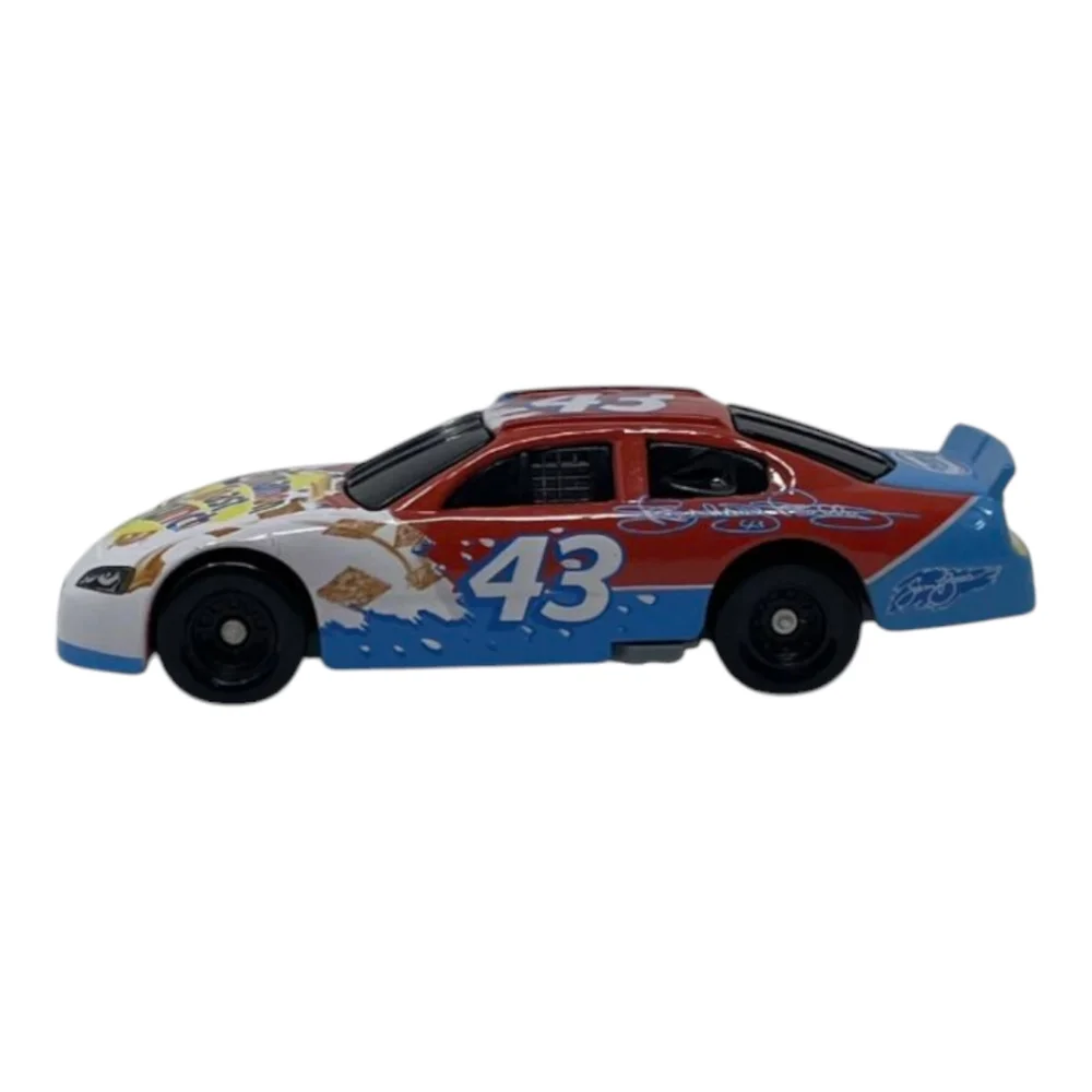 08 GM Cinnamon Toast Crunch NASCAR 43 Richard Petty Diecast Racing Car 3